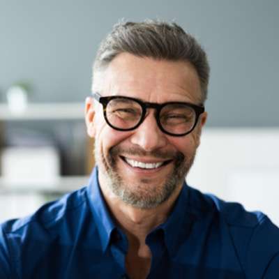 Manuel, 44